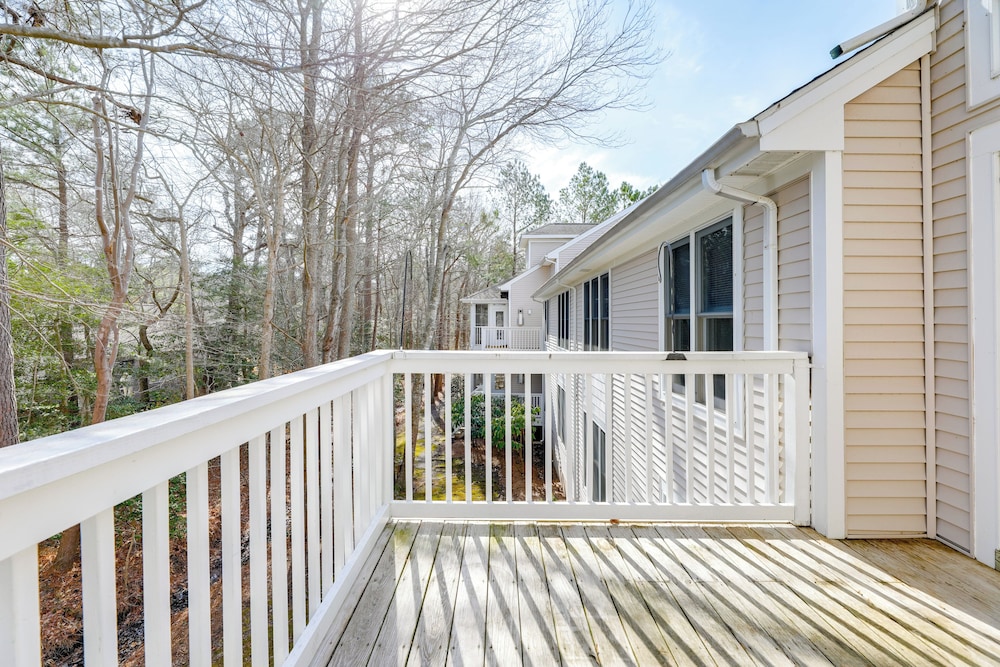 Spacious Sea Colony Condo w/ Pool Access!