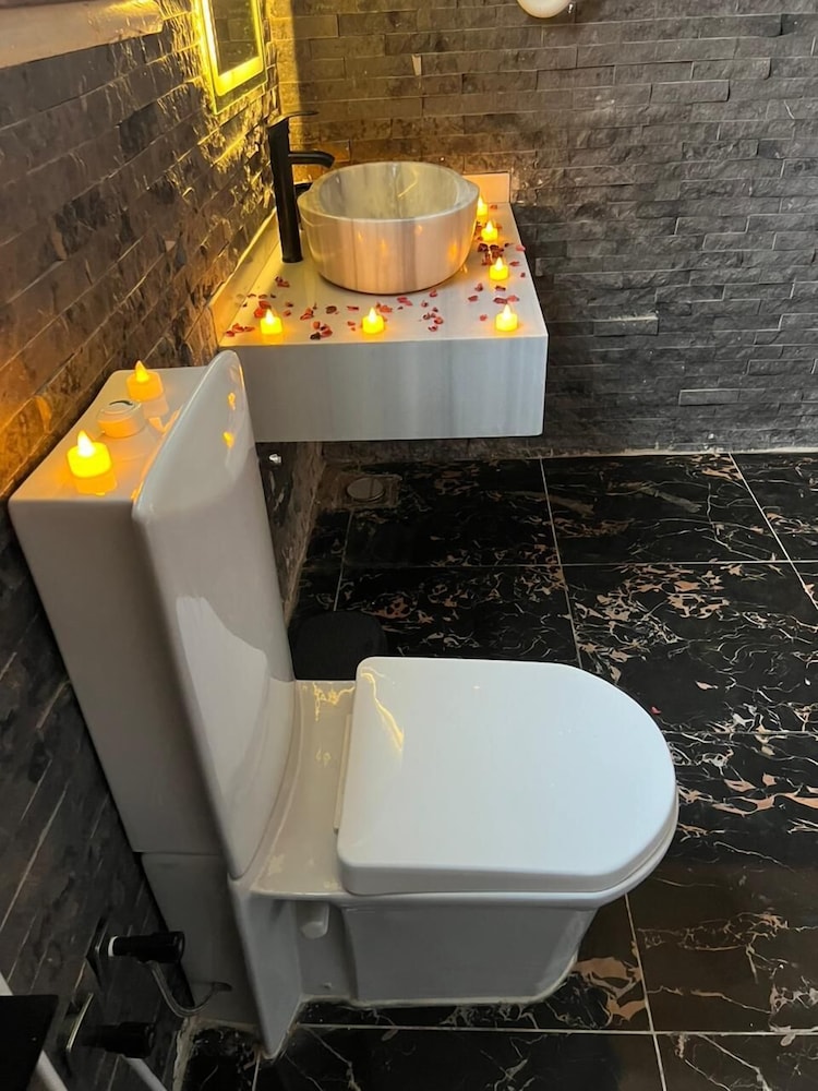 Downtown Family Suites