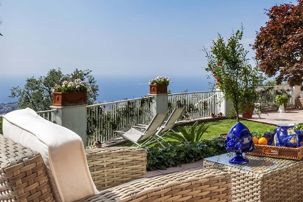 Villa Auxilia in Piano di Sorrento