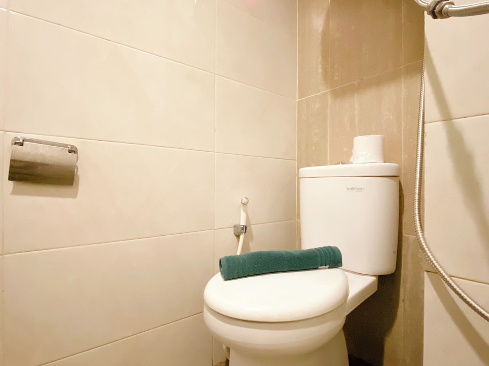 Good Deal And Restful Studio Grand Dhika City Apartment