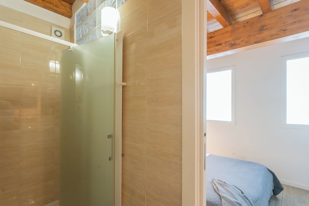 Domus in Como by Rent all Como