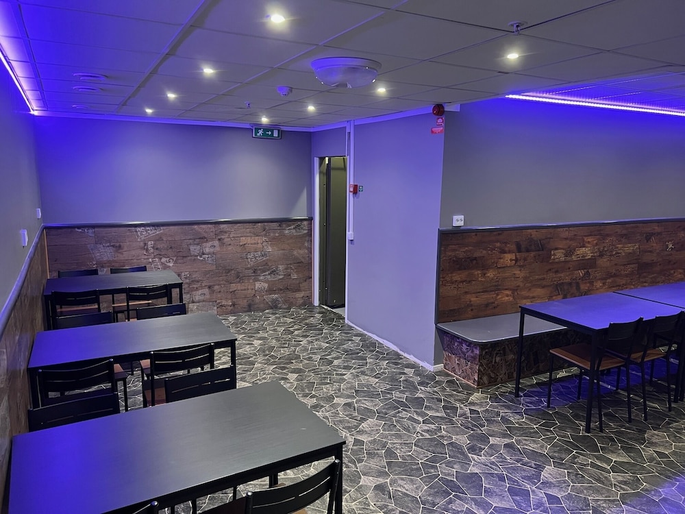 Grad Hotel and Hostel