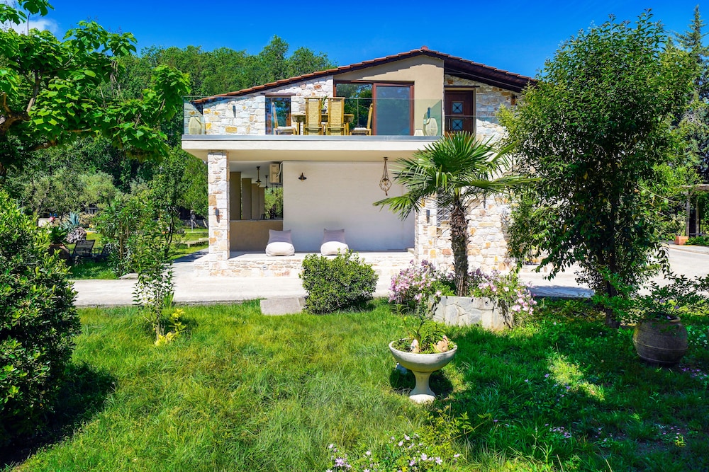 Natura Bungalows