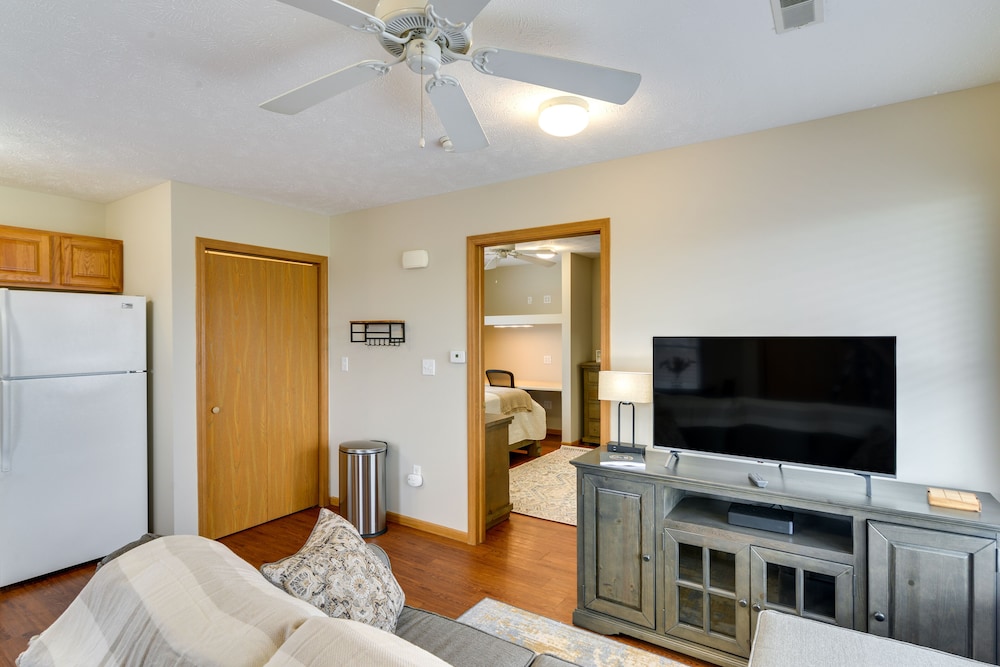 1 Mi to Wvu: Morgantown Apartment Near Hospitals view 5