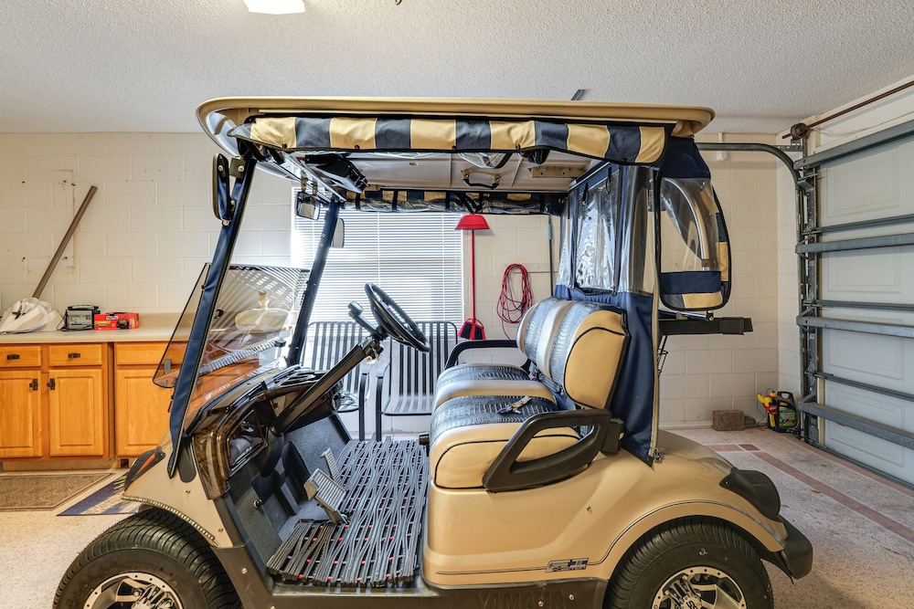 Private Pool & Golf Cart! Villa By Spanish Springs