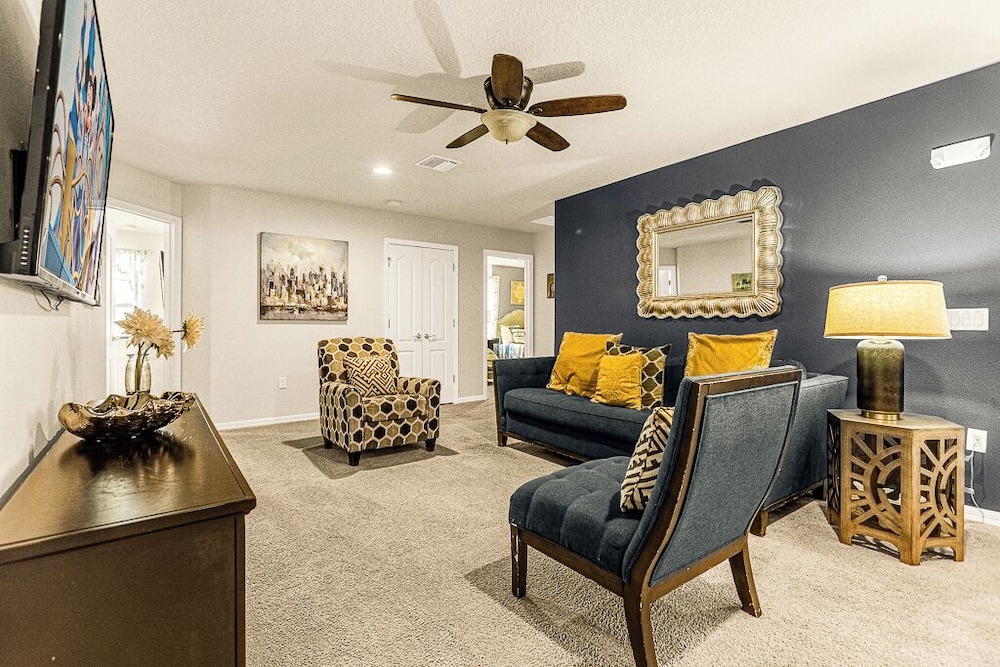 9BR Luxury Vacation Villa near Disney