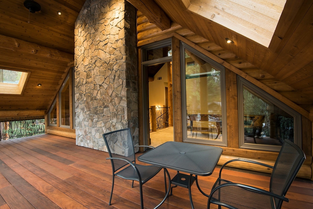 Rustic Retreat