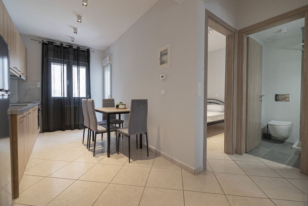 V & G Apartment by Rentals Pro - Nea Moudania