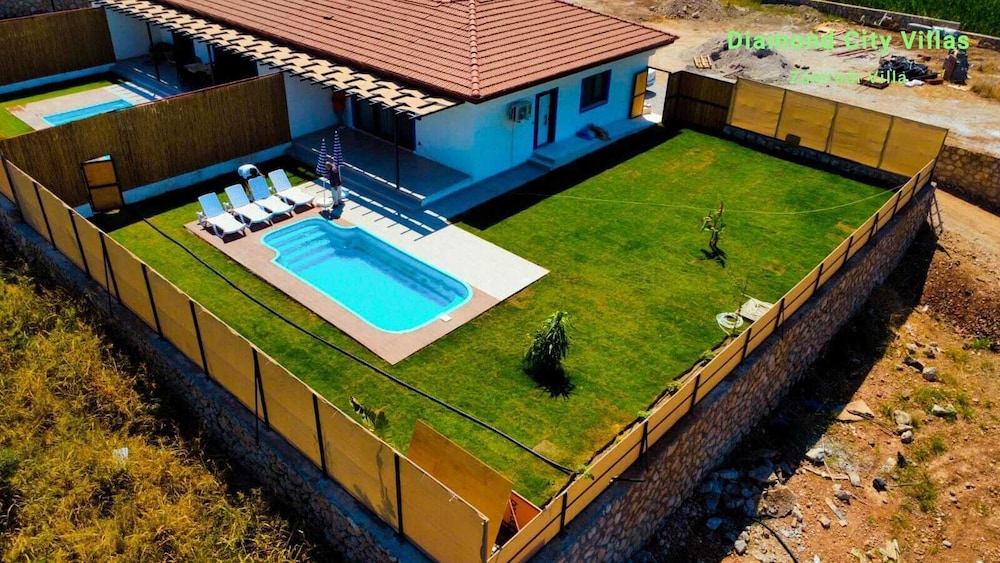 Diamond City Villas - Villa Zümrüdi