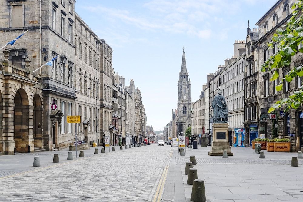 Gorgeous Royal Mile Mansion Apartment