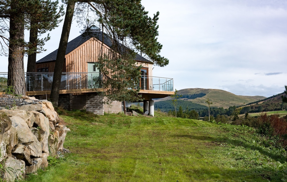 Dalnoid Cottages & Treehouses