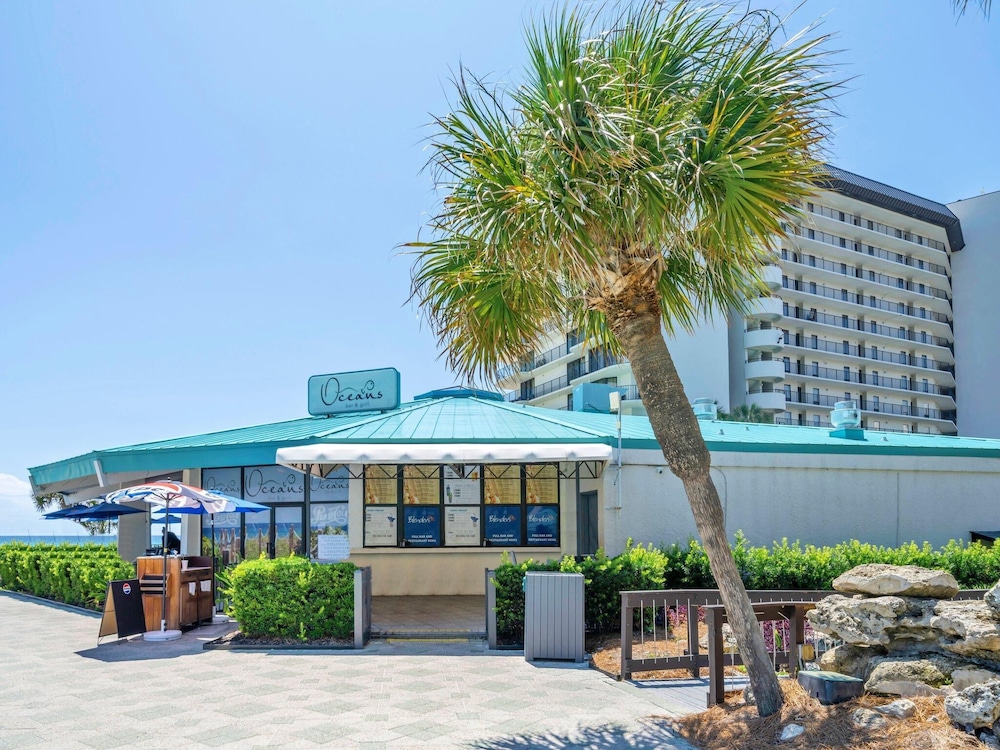 Windward 408 at Edgewater