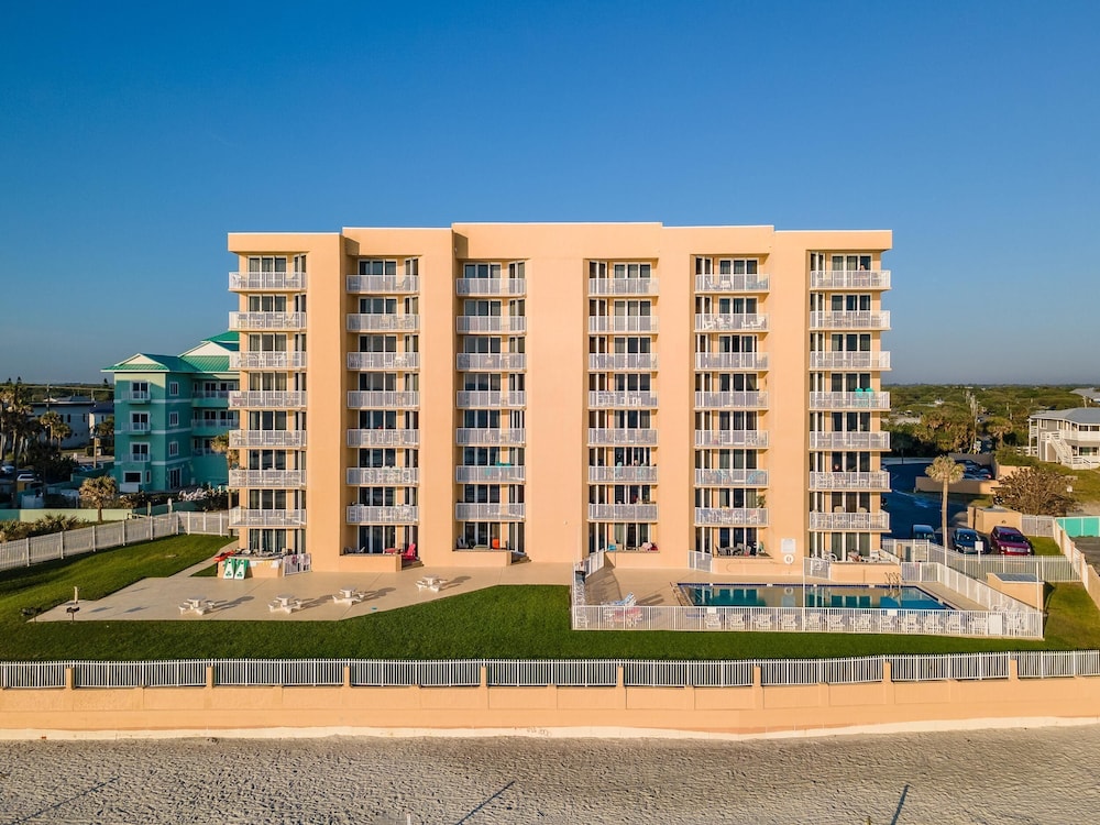 Oceania Plaza 202