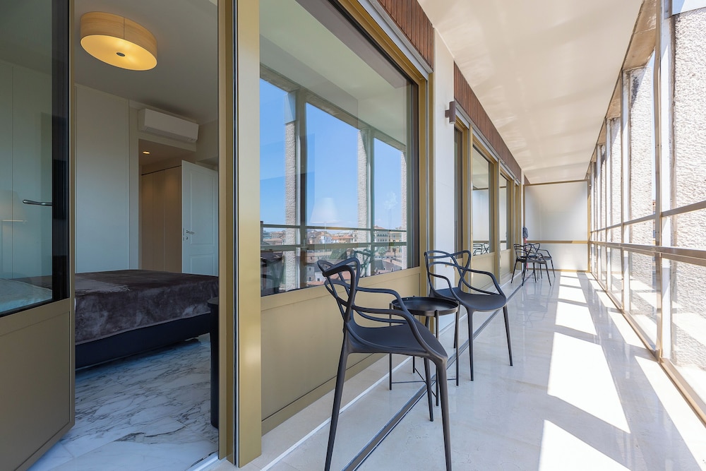 Amazing Via Parigi