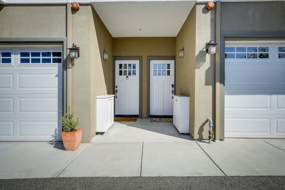 Half Moon Bay Vacations - Half Moon Bay Vacation Rental: 1 Mile to Beach! - Property Image 4