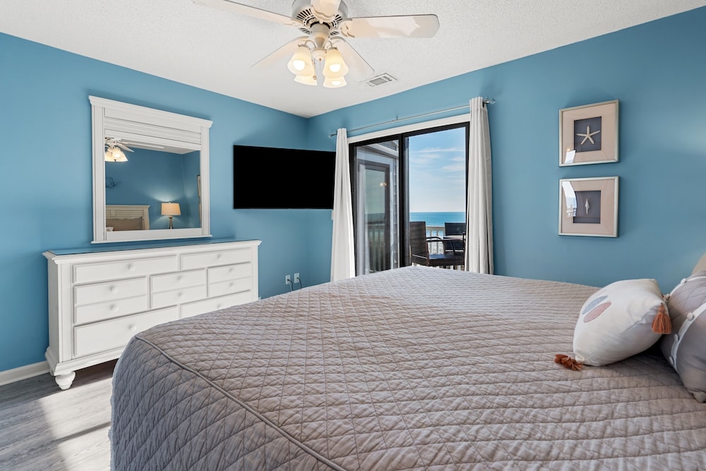 Sea Cloisters 305D by RedAwning
