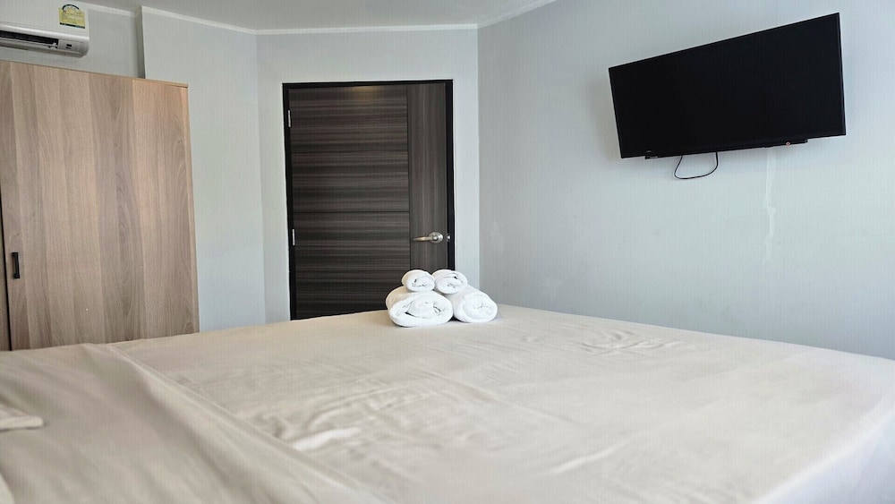 Island Escape 1BR T1-206