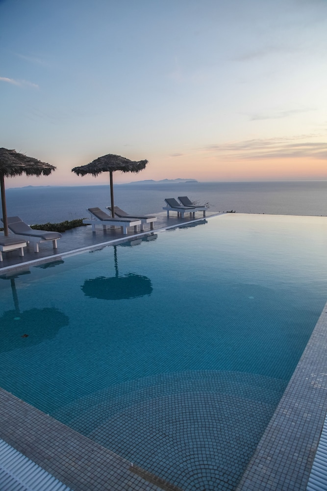 EOS Villa