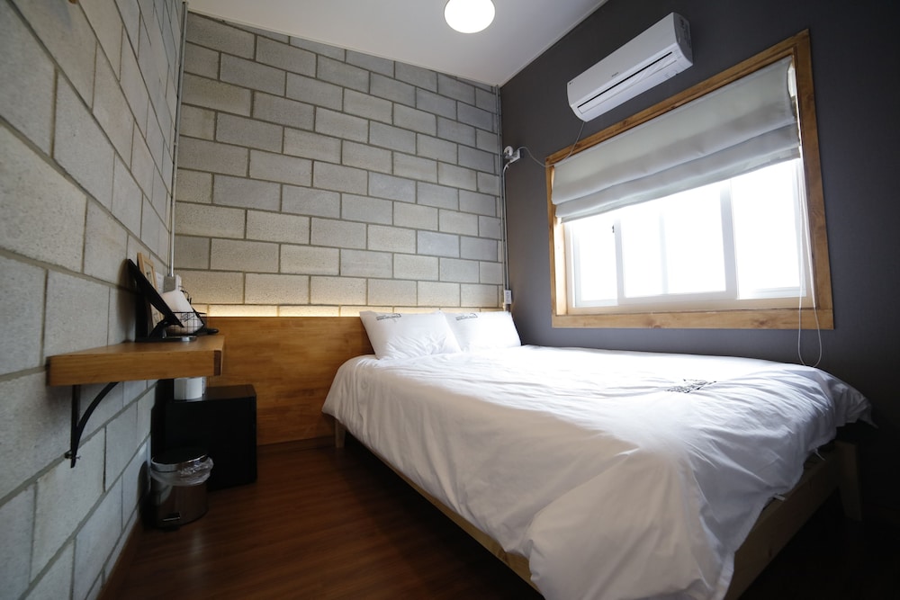 Good Day Mate Hostel