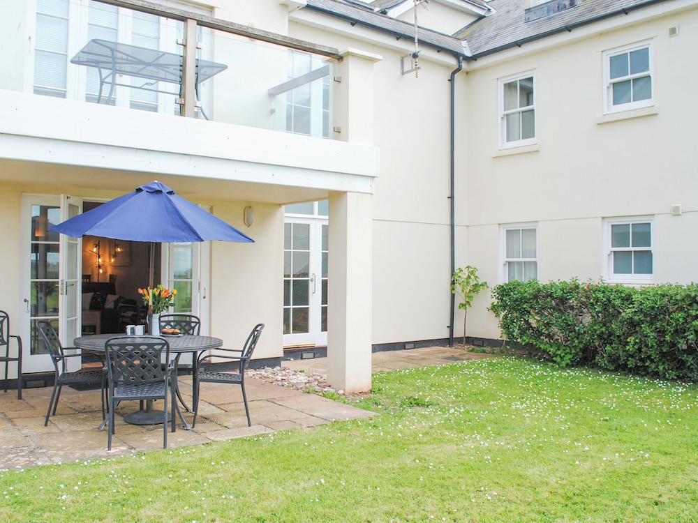 5 Thurlestone Beach