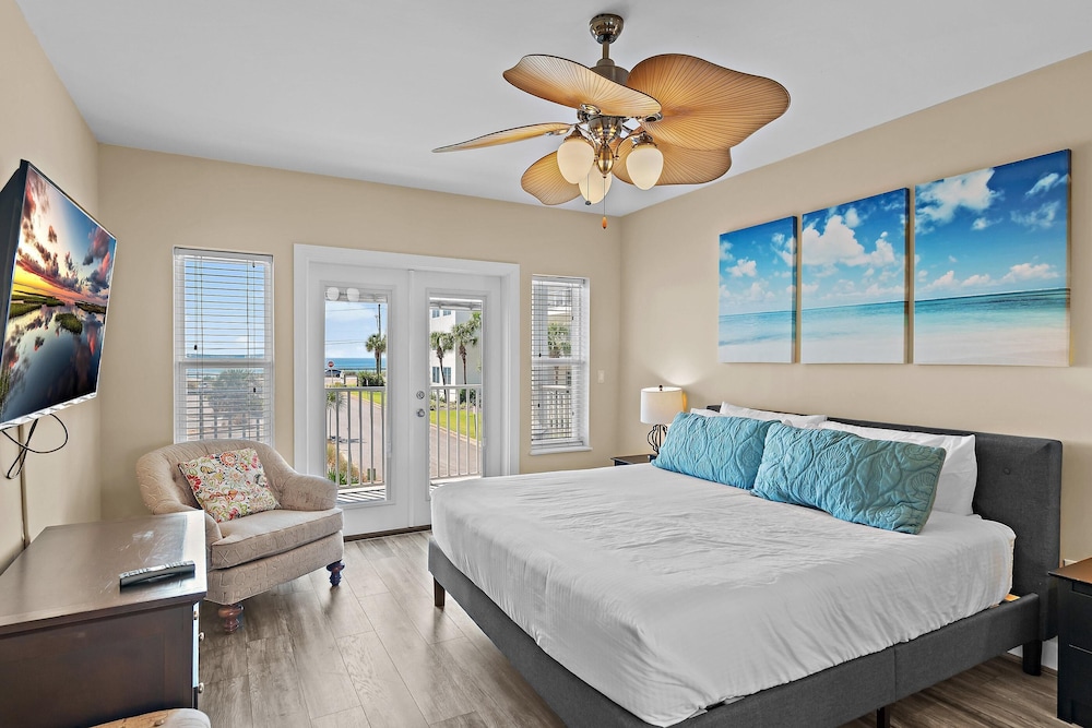 Pavilion Palms 105c- The Emerald Jewel