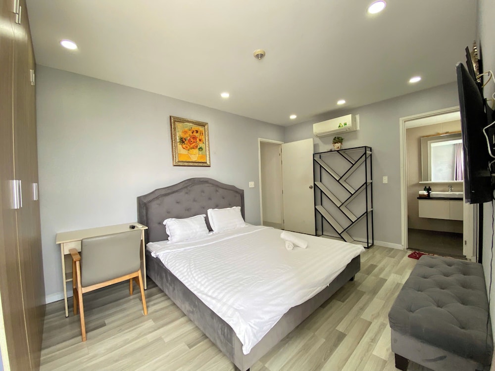 SUNRISE CITY VIEW Residences