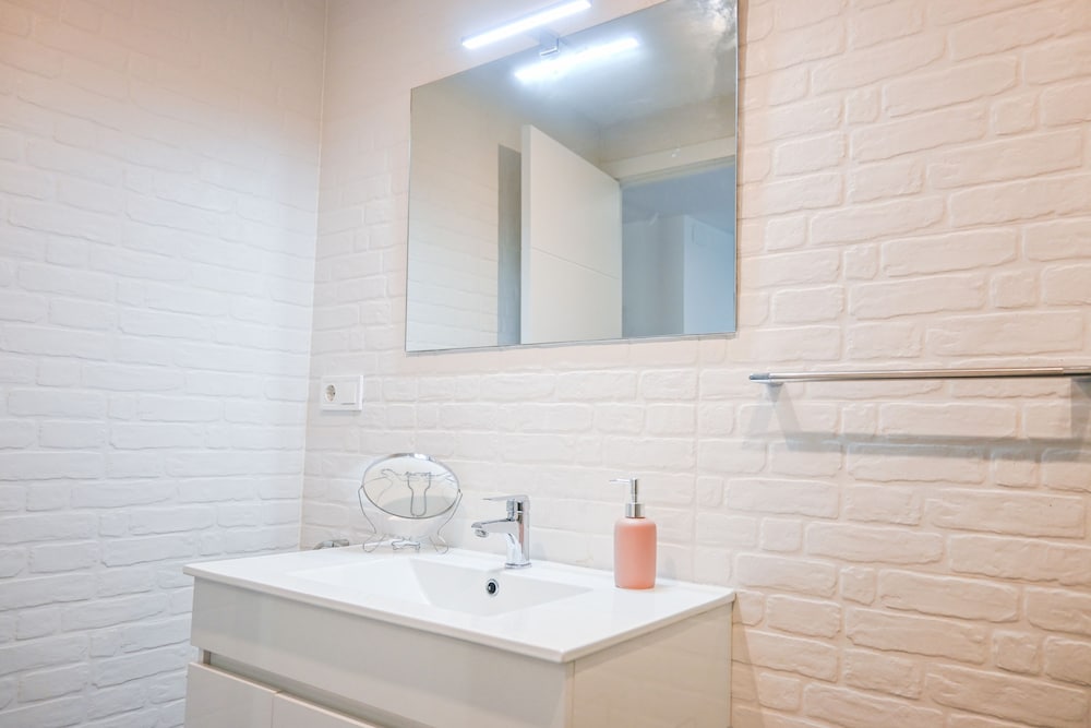 M Sen1692 Amplio Apartamento con Balc n en Calle