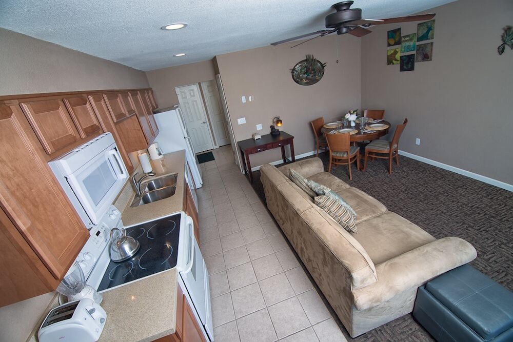 Lake Tahoe Vacations - Beachcomber Inn - Property Image 77