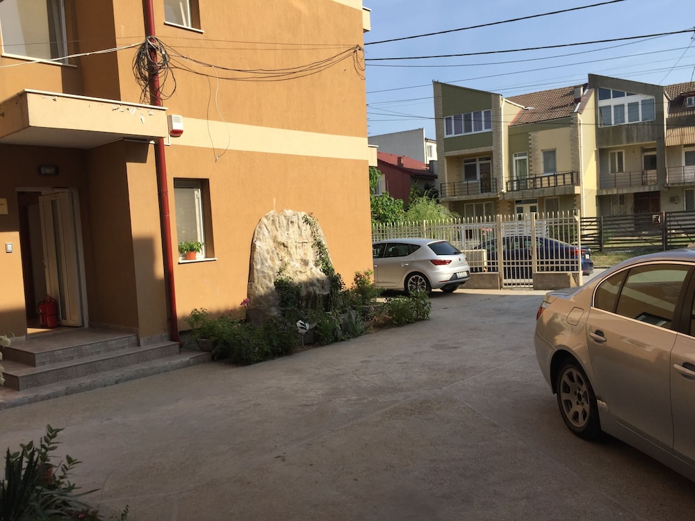 Photo 37
