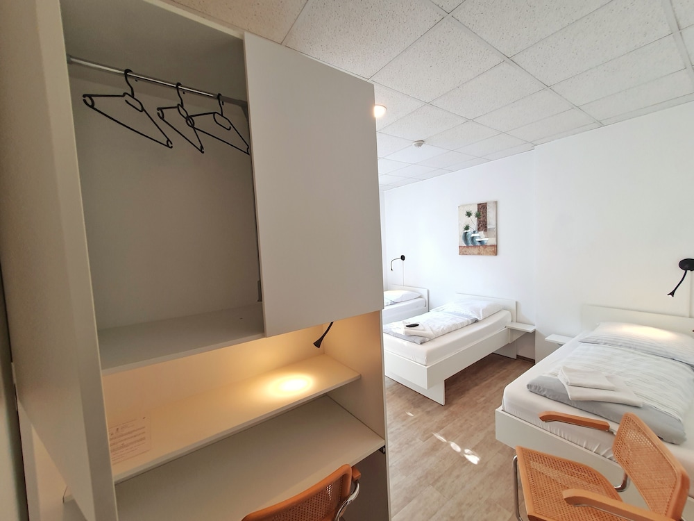 Aparthotel B & L