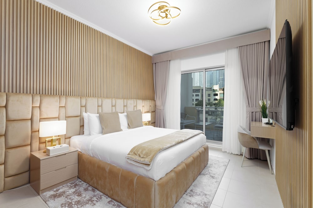 Maison Privee - Exclusive Duplex Villa with Panoramic Terrace Overlooking Burj Khalifa