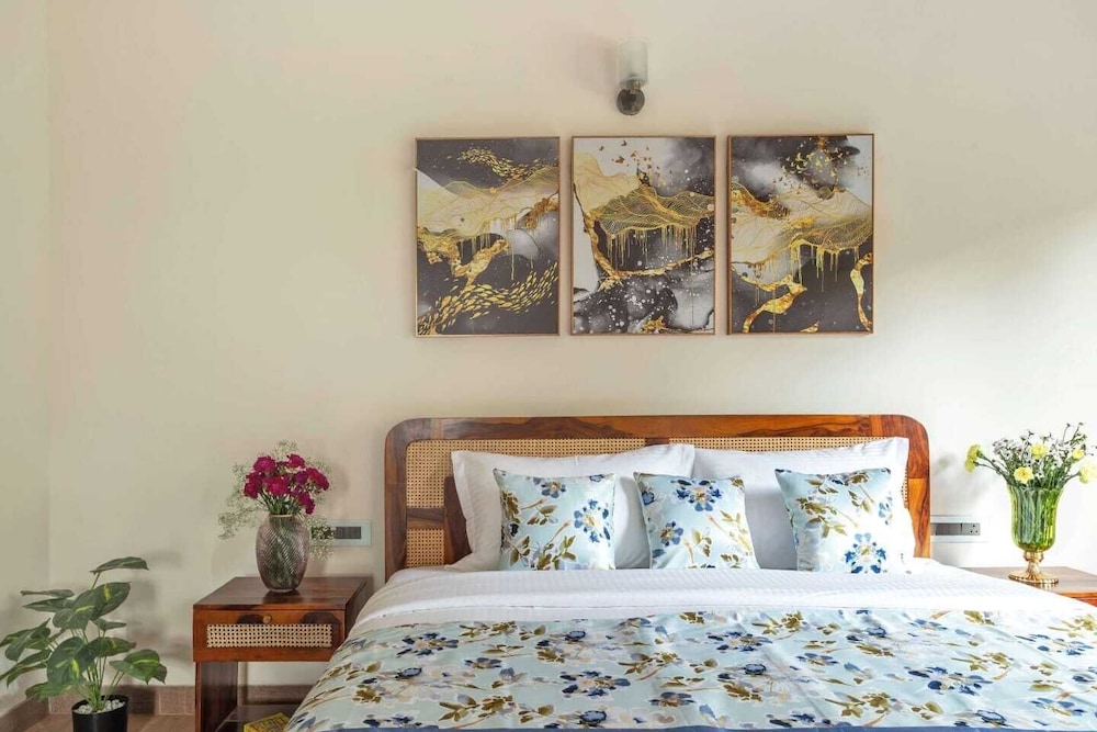 AquaVista Assagao Residency