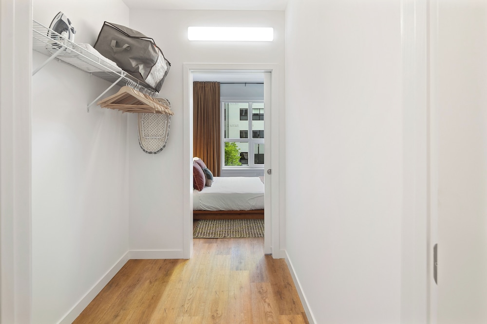 Luxury Apartments by Hyatus at Boston Everett