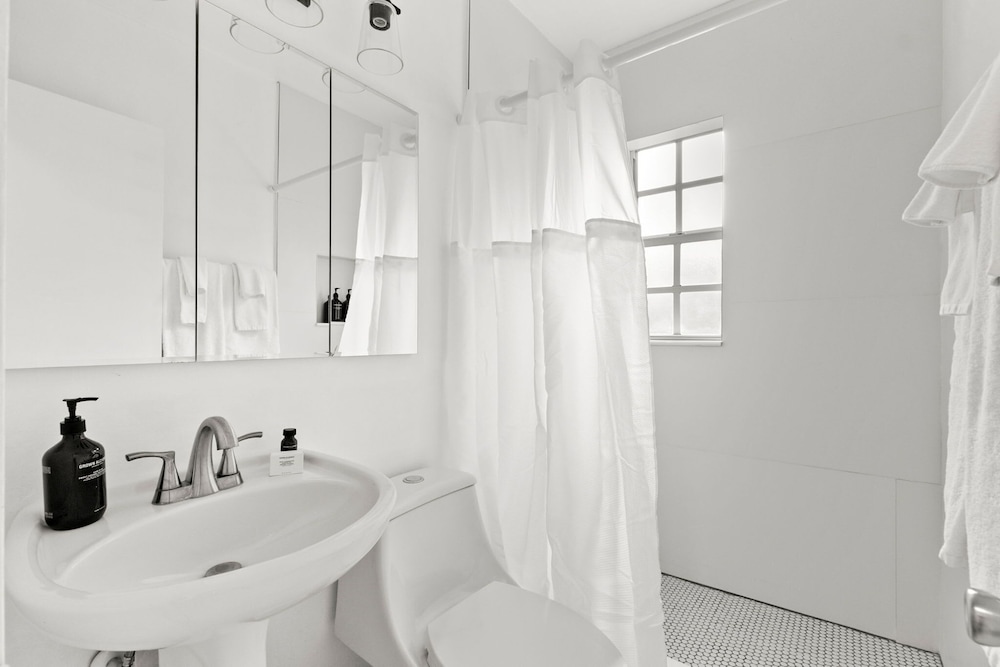 NEW Bayside Escape Cozy Hideaway Near Bayshore