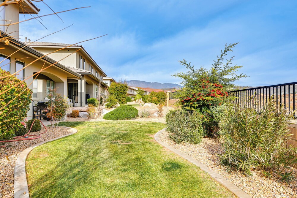 Hike, Bike & Swim: Utah Family Home w/ Mtn Views!