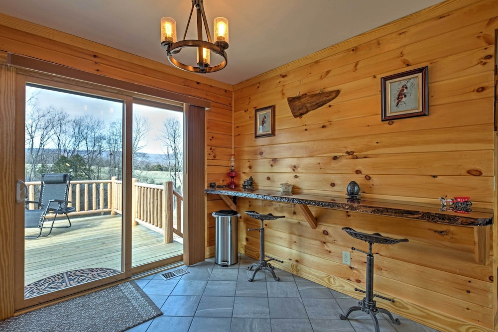 Quiet Shenandoah Cabin w/ Porch & Pastoral Views! view 3