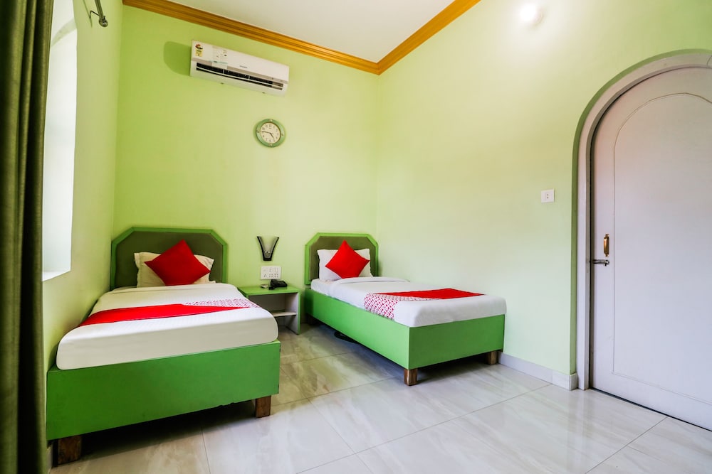 OYO 60753 Paradise Luxury Home Stay view 3