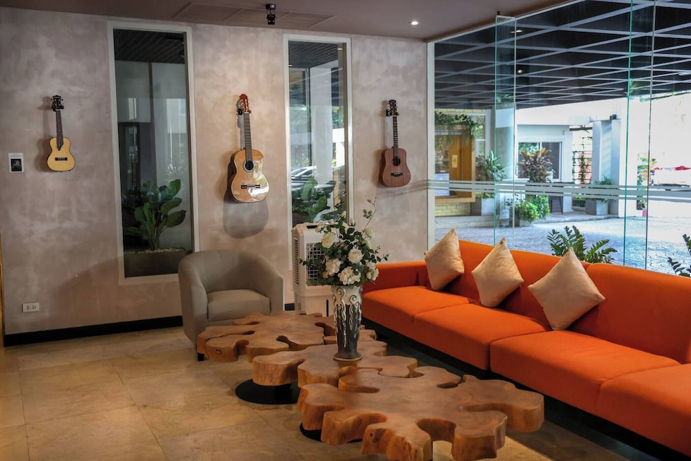 Peaceful and Quiet Apartment on Changklan Road
