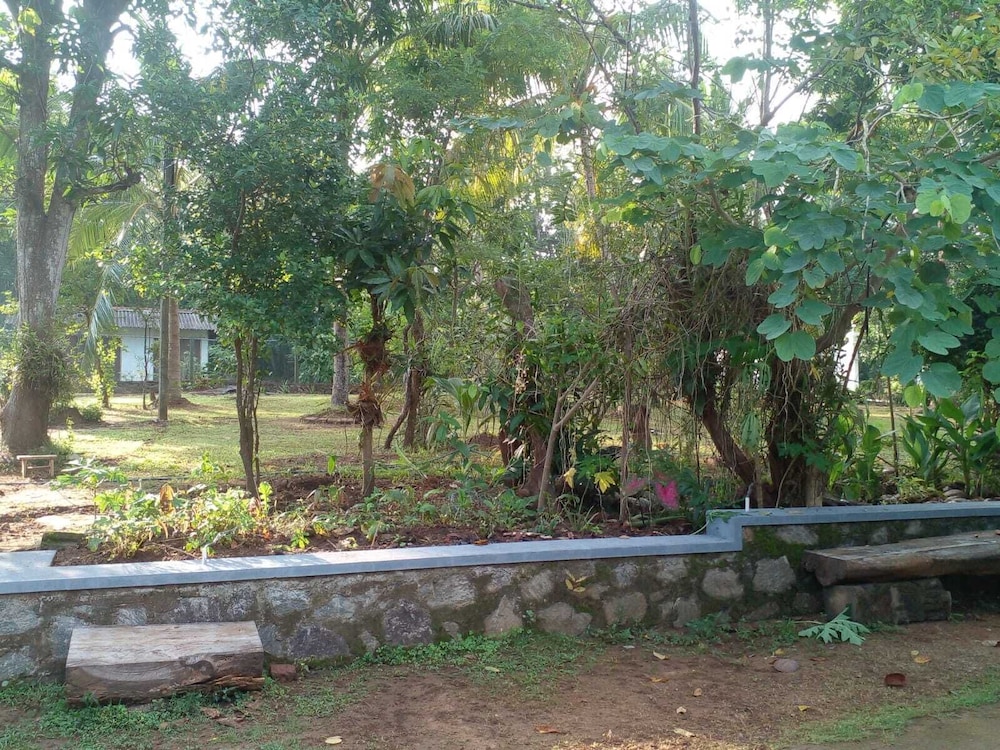Superson Canel Resort