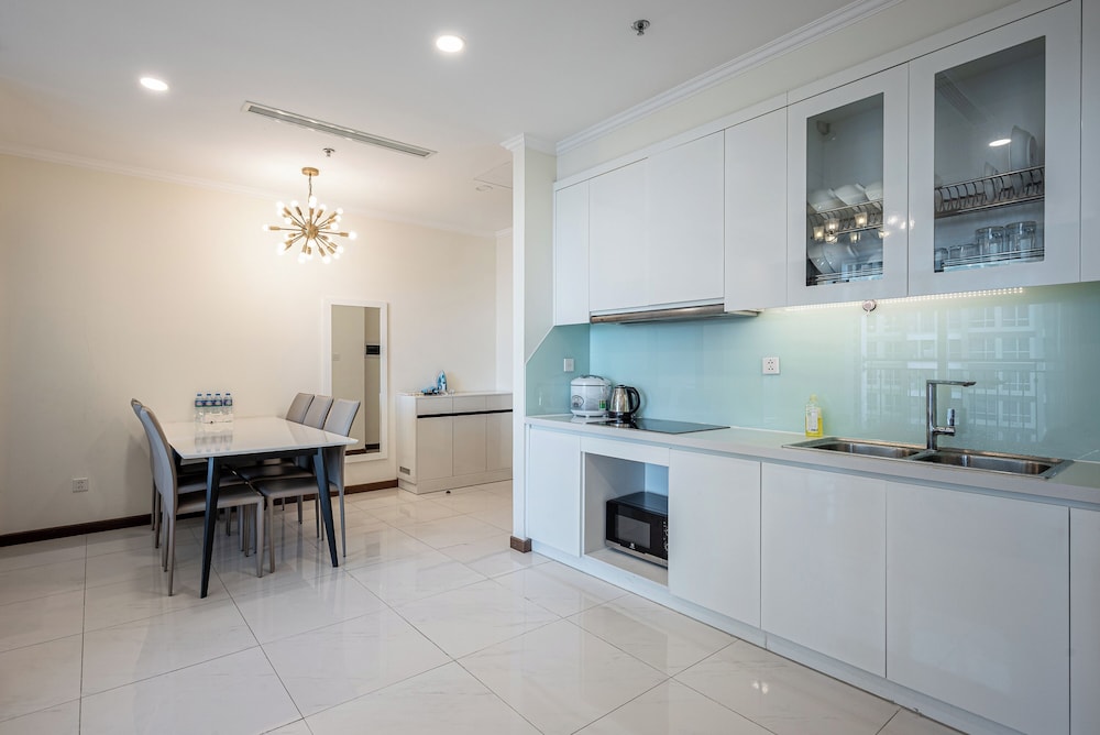 PD Pristine Apartment Landmark Plus