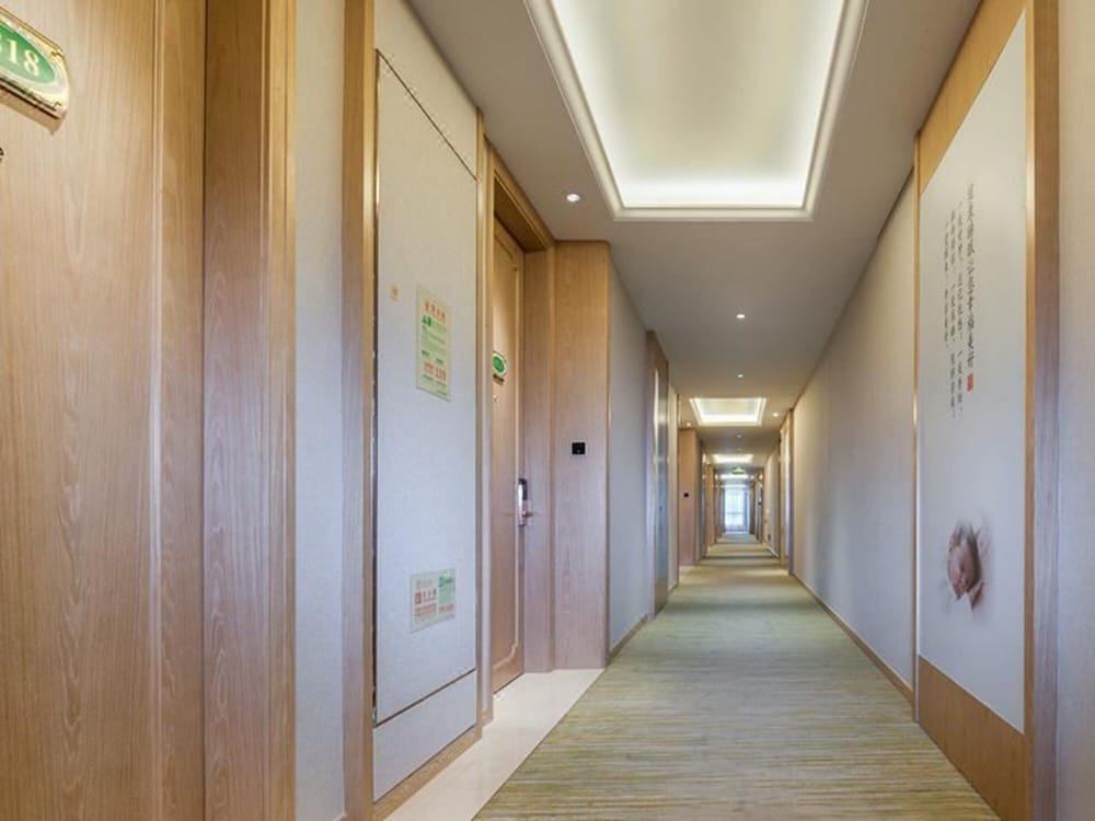 Vienna Good Sleep International Hotel