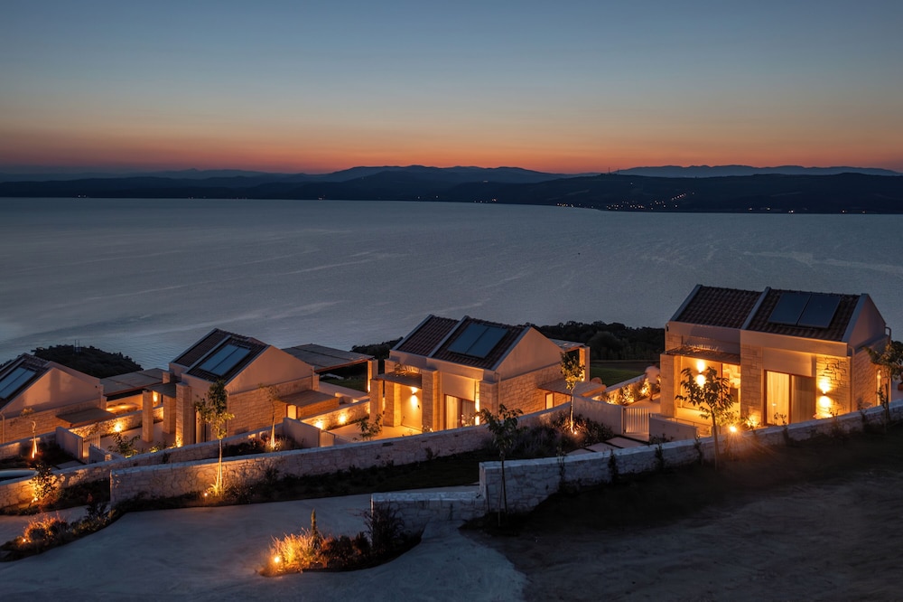 Sun rise villas view 3