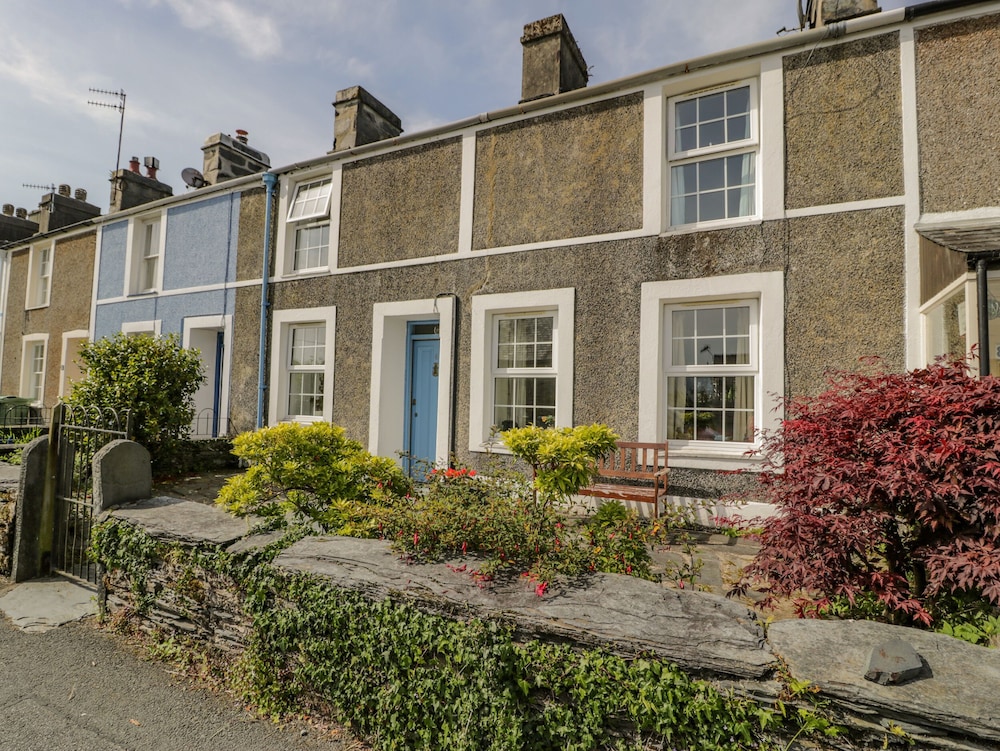 6 Glyn Terrace