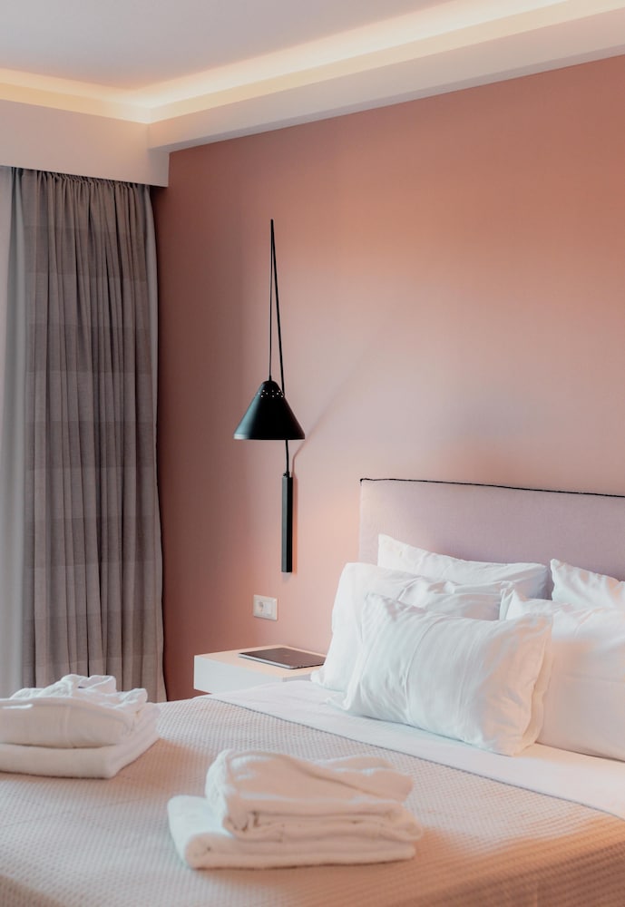 Palacio Del Sol Luxury Apartments - Property Image 42