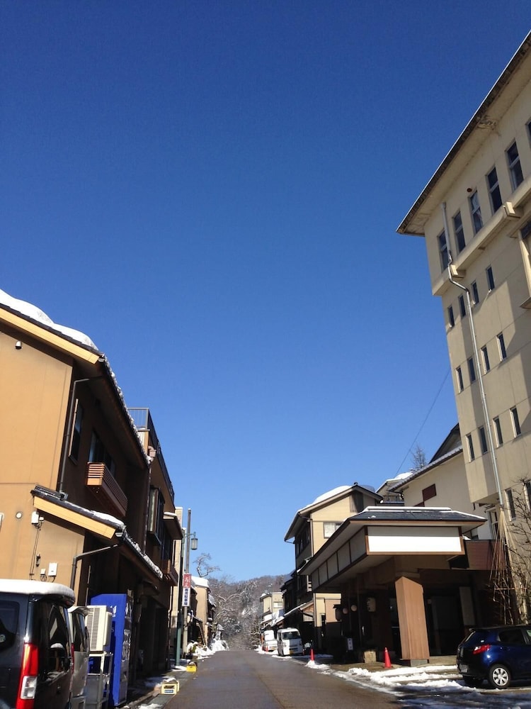 Yuwaku Guesthouse - Hostel