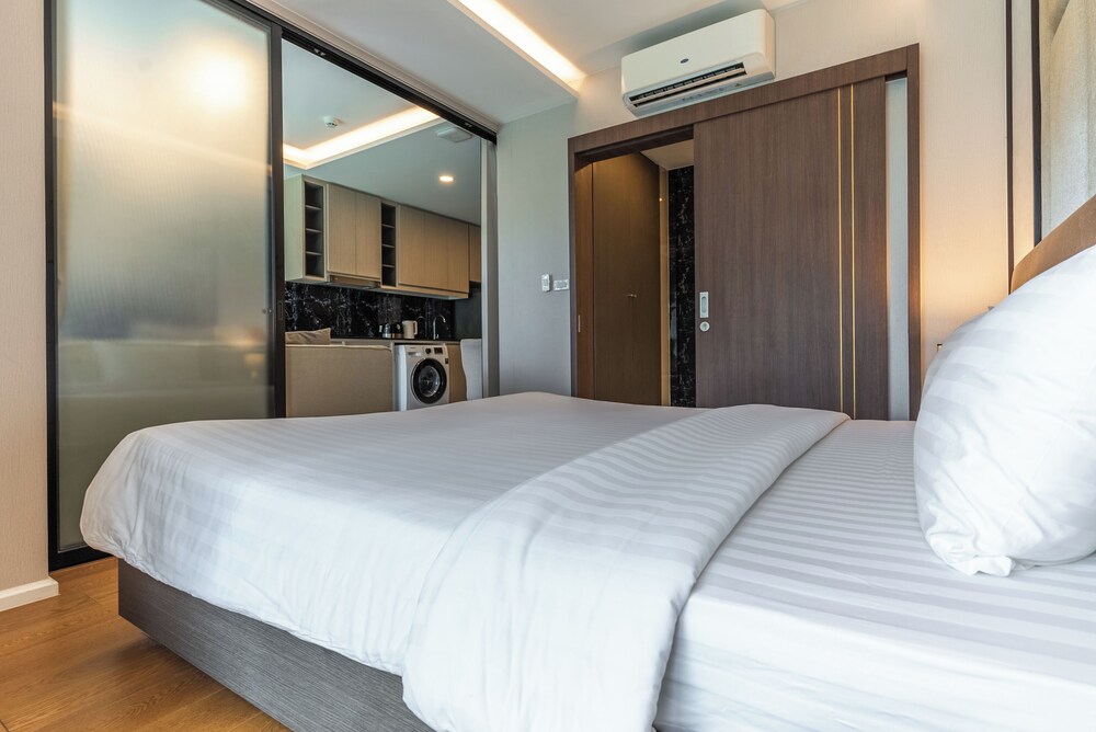Panora Condo by Villacarte