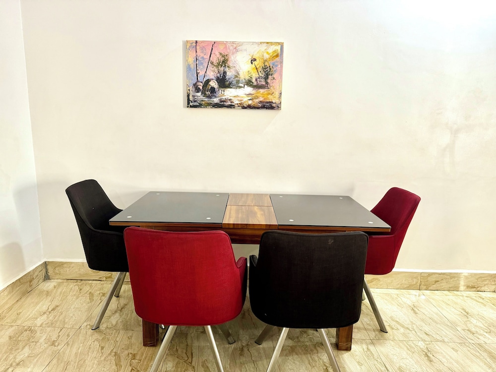FURNISHED APARTMENTS