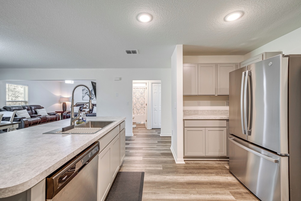 Yard Space & Games: Pet-friendly Ocala Retreat
