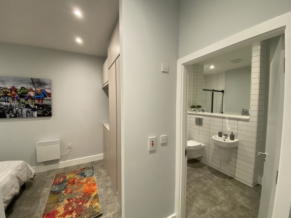 Kempston Suites Liverpool Apartment 4 view 4