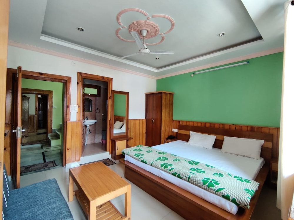 Hotel Hill Town Dharmshala
